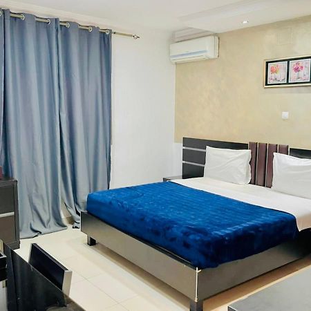 Class Hotel Brazzaville Kültér fotó