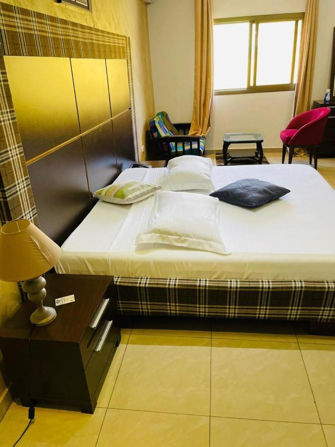 Class Hotel Brazzaville Kültér fotó