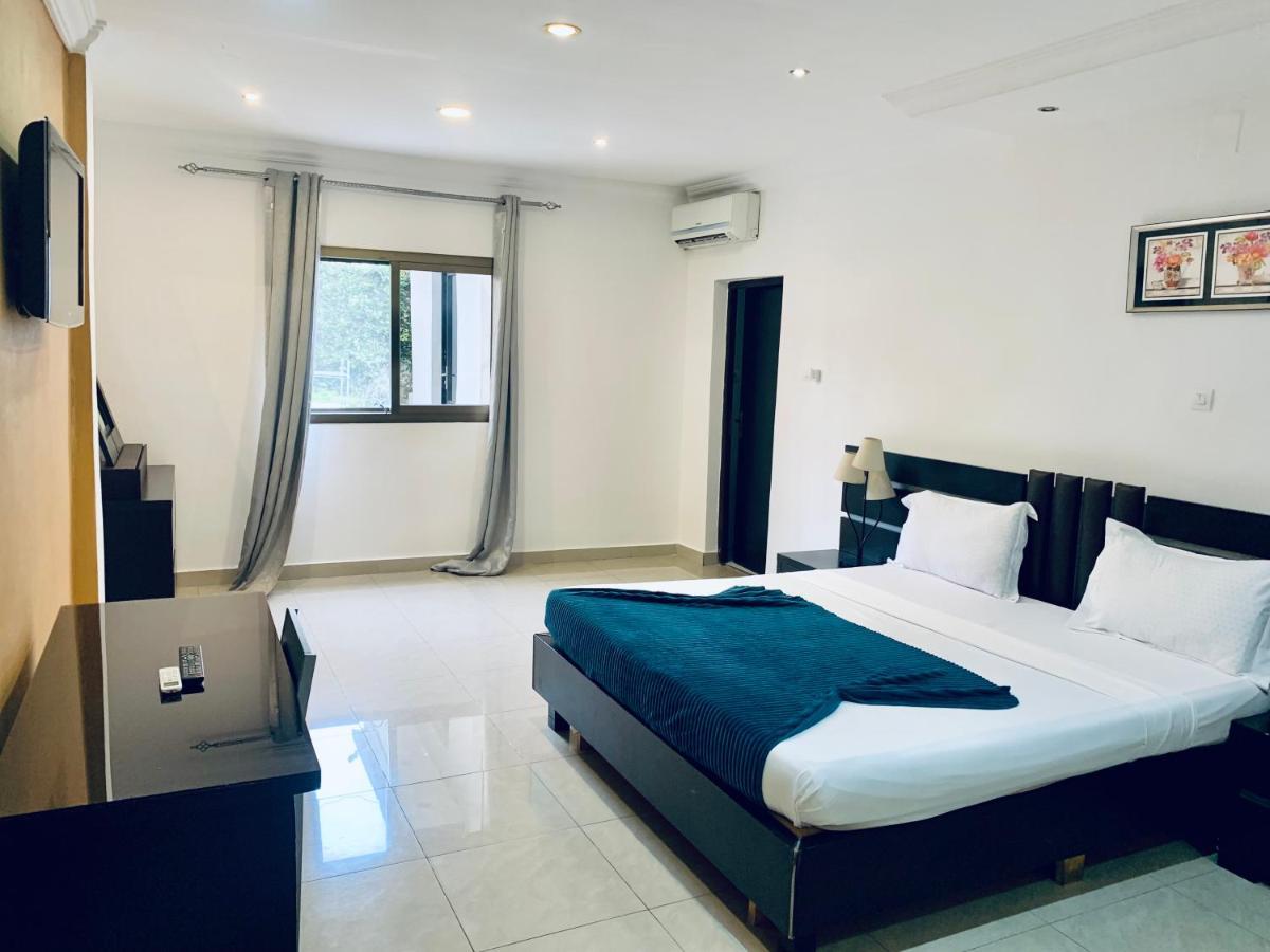 Class Hotel Brazzaville Kültér fotó