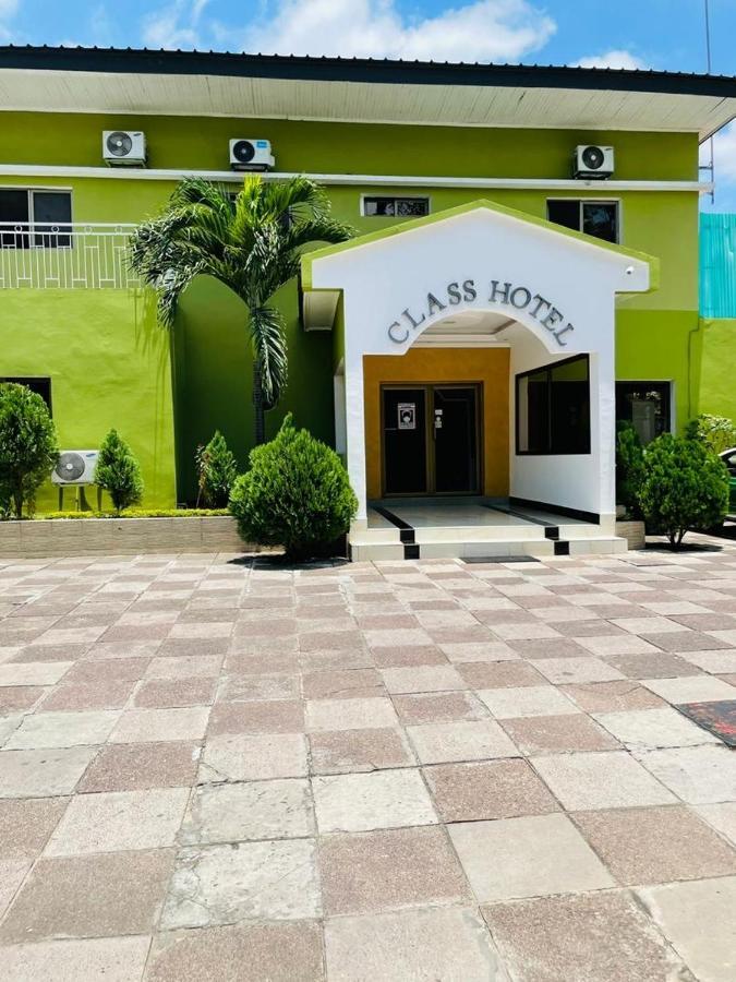 Class Hotel Brazzaville Kültér fotó